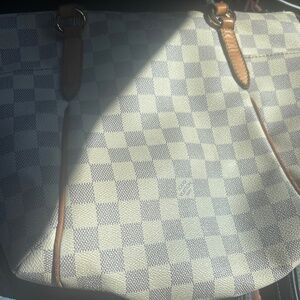 Original Louis Vuitton purse